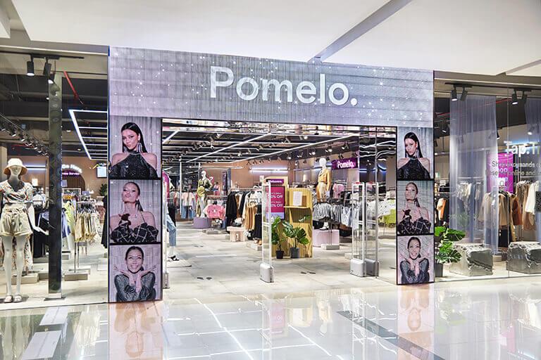 pomelo fashion store hero banner