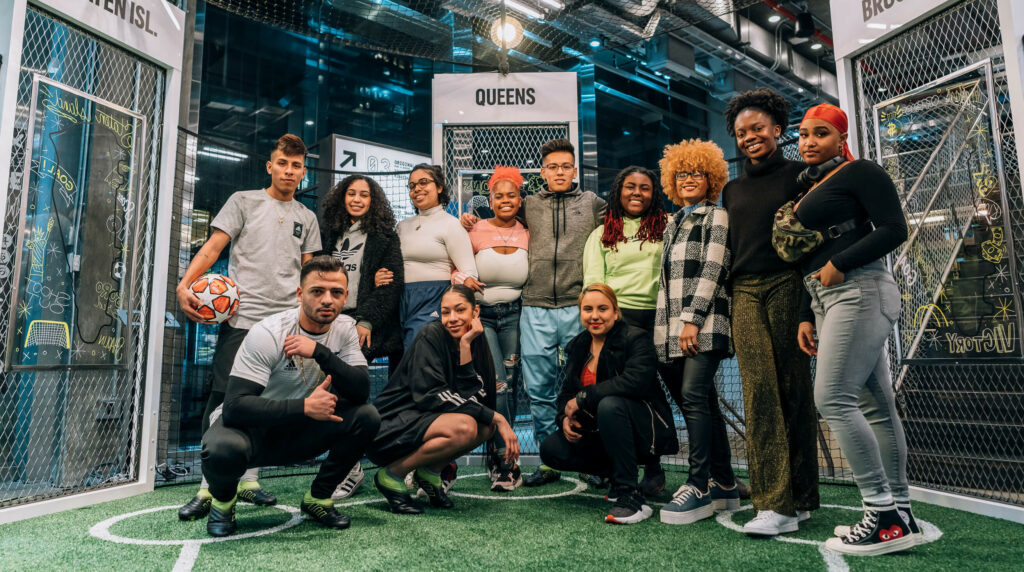 Adidas Football: Slider Queens Sign